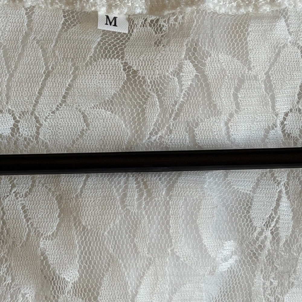 Shrug White Lace Women size medium. - Picture 5 of 8